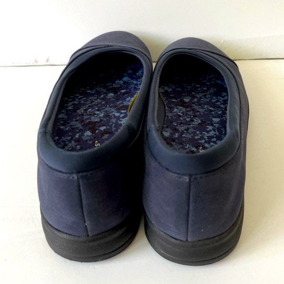Clarks Cloudsteppers Shoes Women’s Size 7 Blue Flats Slip On - Picture 3 of 6